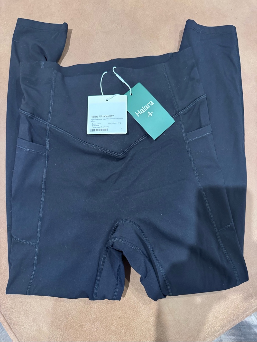 HALARA butt lighting Black Leggings with Size Tag